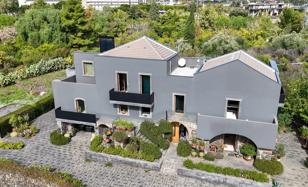 5-bedroom mansion 550 m² in Acireale. Price on request