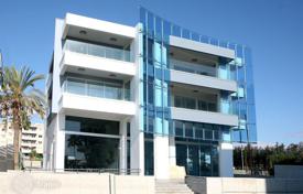 Luxurious three-bedroom apartment with sea views in Limassol, Cyprus for 1,300,000 €