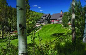 Elite mountain estate with rivers and lakes, Aspen, USA. Price on request