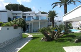 Magnificent villa 50 meters from the beach, Terracina, Lazio, Italy for 3,750 € per week