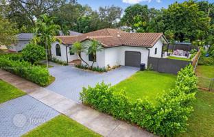 4-bedroom house 195 m² in Miami Shores for $1,775,000