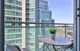 Apartment – Front Street West, Old Toronto, Toronto,  Ontario,   Canada for C$744,000