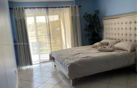 Condo – Boca Raton, Florida, USA for $275,000