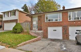 Terraced house – Scarborough, Toronto, Ontario,  Canada for C$984,000