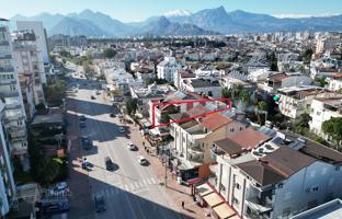 7-bedroom penthouse 325 m² in Konyaalti for 22,100,000 TRY