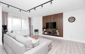 Apartment – Etobicoke, Toronto, Ontario,  Canada for C$628,000