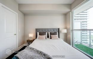 2-bedroom apartment in Etobicoke for C$973,000