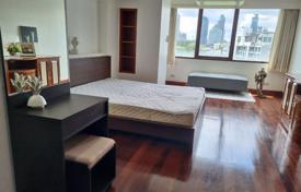 3 bed Condo in Acadamia Grand Tower Khlong Tan Nuea Sub District for $436,000