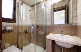 2-room apartment 145 m² in Crete for 285,000 €