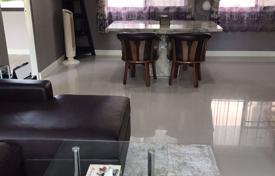4 bed House in Pave Pracha Uthit 90 Bang Na District for $272,000