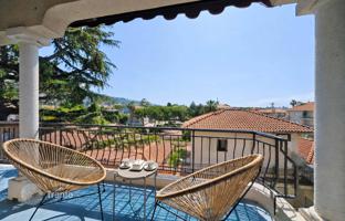 1-bedroom apartment 65 m² in Liguria for 350,000 €