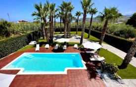 Exclusive Luxury Villa Just a Few Steps from the Beach in Lascari for 1,300,000 €