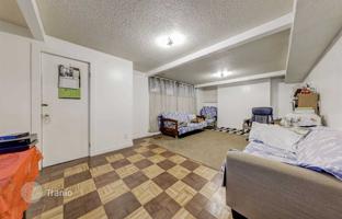 9-bedroom house in North York for C$2,201,000