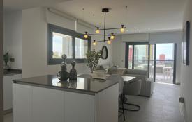 Three-bedroom apartment in a new complex near the sea, Benidorm, Alicante, Spain for £348,000