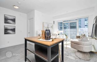 5-bedroom apartment in Etobicoke for C$1,054,000
