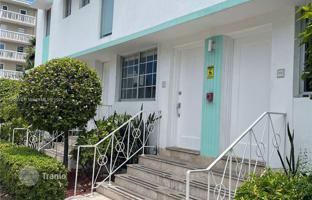 1-bedroom apartments in condo 42 m² in Miami Beach for $260,000