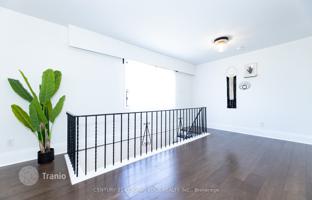 9-bedroom house in Scarborough for C$1,920,000