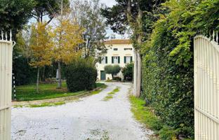 4-bedroom apartment 184 m² in Livorno for 740,000 €