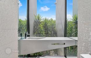 6-bedroom house 616 m² in Hallandale Beach for $5,900,000