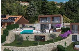 New villa with a swimming pool in a prestigious area, close to the lake, Garda, Italy for 2,150,000 €