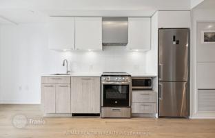 5-bedroom apartment in Jarvis Street for C$939,000
