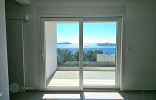 1-bedroom apartment 61 m² in Sevid for 295,000 €