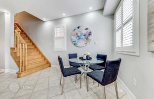 10-bedroom townhouse in Scarborough for C$1,353,000