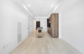 Apartment – Richmond Street West, Old Toronto, Toronto,  Ontario,   Canada for C$998,000