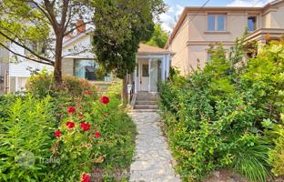 8-bedroom house in North York for C$2,570,000