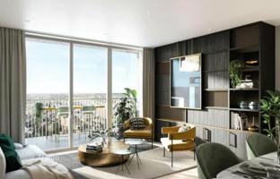 One-bedroom apartment with a balcony in a residence with a gym, Zone 2, London, UK for £545,000