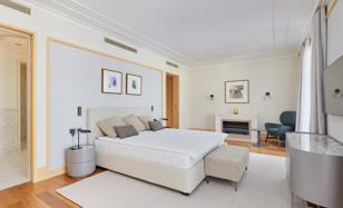 3-bedroom apartment 268 m² in Tivat city for 3,533,000 €