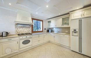 6-bedroom townhouse 500 m² in Kalonji for 1,800,000 €