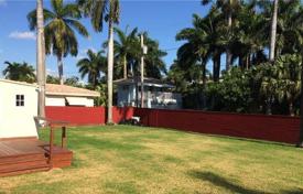 Detached house – Hollywood, Florida, USA for $800,000