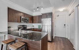 Apartment – Yonge Street, Toronto, Ontario,  Canada for C$758,000