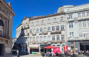 Historic mansion for renovation opposite the National Theatre in central Porto, Portugal for 3,300,000 €