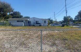 Land plot in Hollywood for $300,000