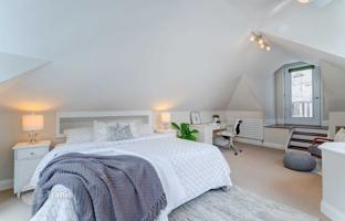 4-bedroom house in Old Toronto for C$2,543,000