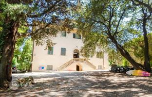14-bedroom villa in Livorno for 2,200,000 €