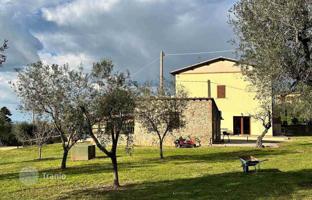 9-bedroom villa 335 m² in Follonica for 2,000,000 €