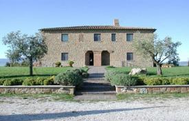 Tuscany real estate. Properties on sale in Pienza for 3,200,000 €