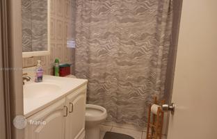 2-bedroom apartments in condo 101 m² in Hallandale Beach for $282,000