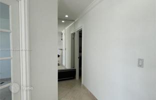 2-bedroom apartments in condo 121 m² in Miami for $415,000