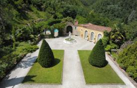 Renaissance villa nestled among the hills of Garfagnana, Tuscany, Italy for 3,300,000 €