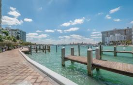 Condo – Miami Beach, Florida, USA for $3,599,000