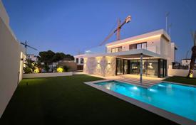 Villa with swimming pool, garden, terrace, Alicante, Spain for 565,000 €