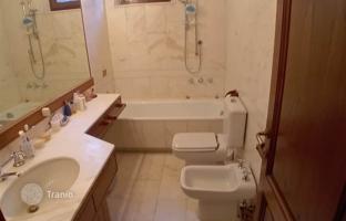3-bedroom apartment 190 m² in Pietrasanta for 890,000 €