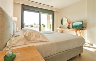 5-bedroom villa in Acharavi for 1,850,000 €