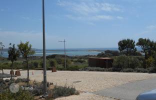Land plot 5,753 m² in Faro for 1,400,000 €