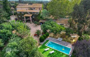 12-bedroom villa 1,332 m² in Girona for 7,500,000 €