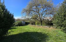 Building land Construction land for sale with a building object, Premantura! for 555,000 €